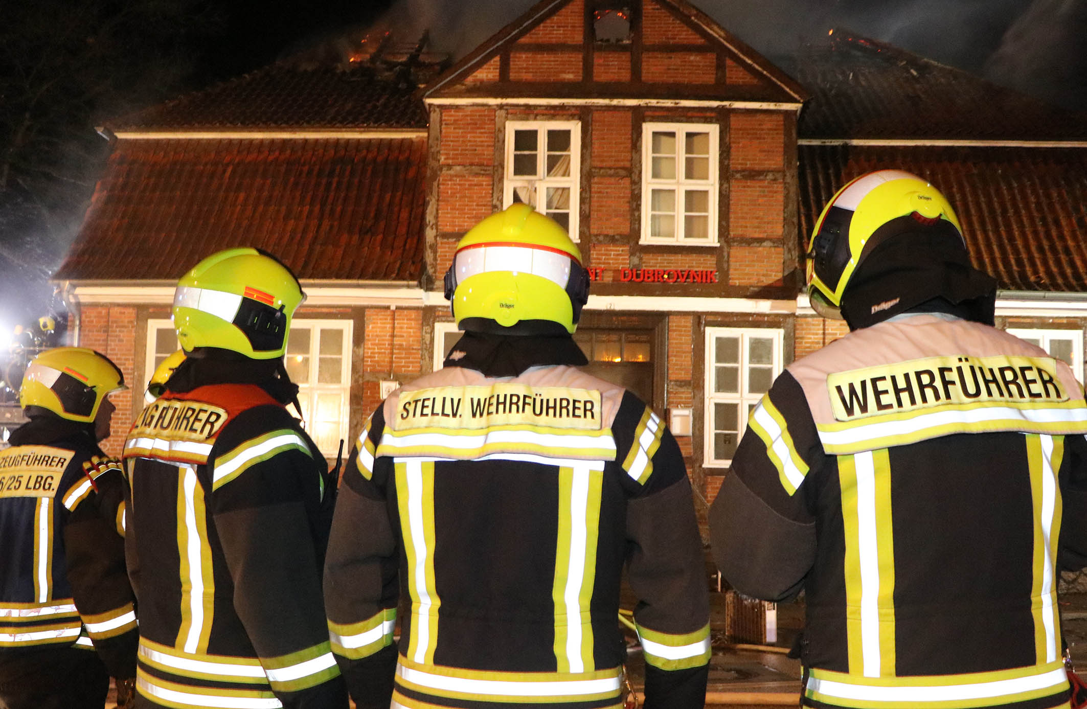 008/2019 FEU 2 – Dachstuhlbrand - 13