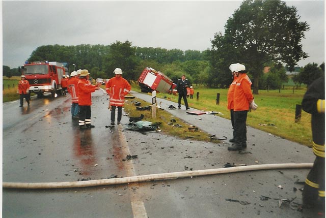 Verkehrsunfall TLF - 3